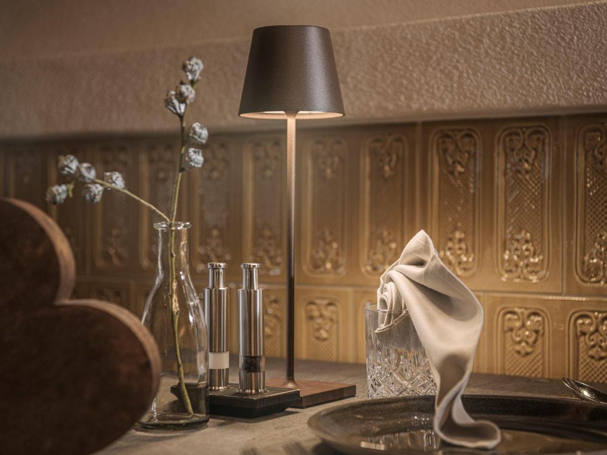 Hotel Bergkristall Zillertal - Adults Only 14 Years Plus Hippach Bagian luar foto