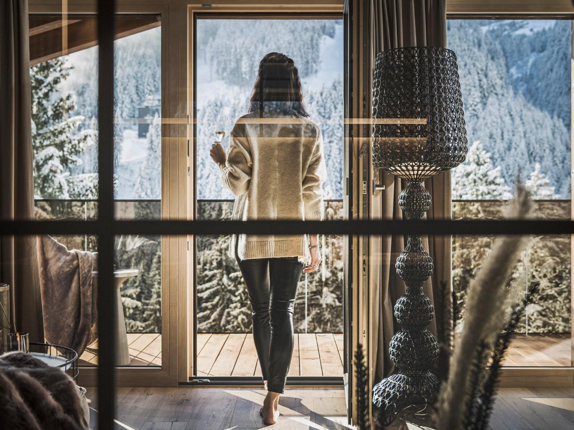 Hotel Bergkristall Zillertal - Adults Only 14 Years Plus Hippach Bagian luar foto