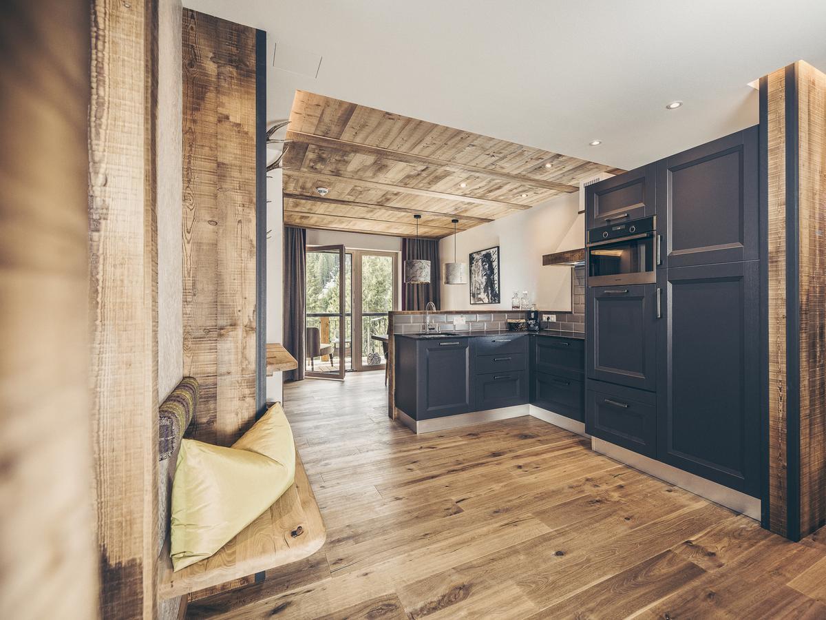 Hotel Bergkristall Zillertal - Adults Only 14 Years Plus Hippach Bagian luar foto