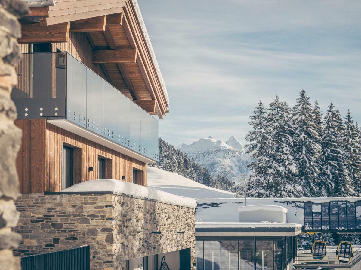 Hotel Bergkristall Zillertal - Adults Only 14 Years Plus Hippach Bagian luar foto